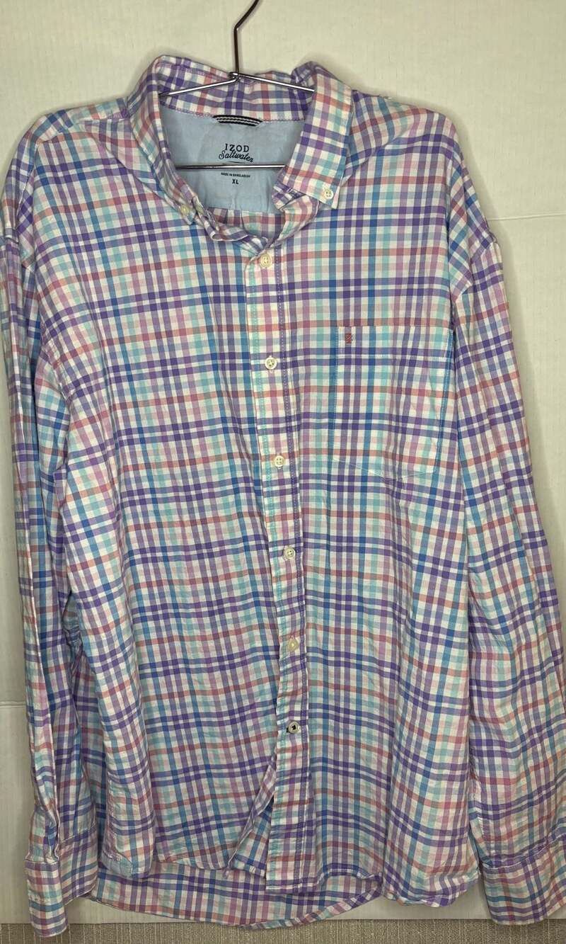 IZOD Saltwater Relaxed Classics Men's Long Sleeve Button Down Shirt Pastel Plaid